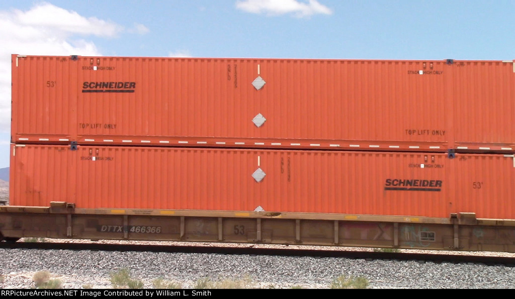 EB Priority Container Frt @ Erie  -15